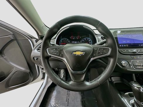 Used 2020 Chevrolet Malibu RS image 11