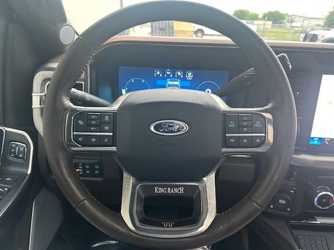 Used 2025 Ford F250 King Ranch AWD/4WD image 27