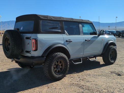 Used 2021 Ford Bronco Badlands image 3