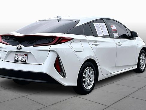 Certified 2022 Toyota Prius Prime LE image 12