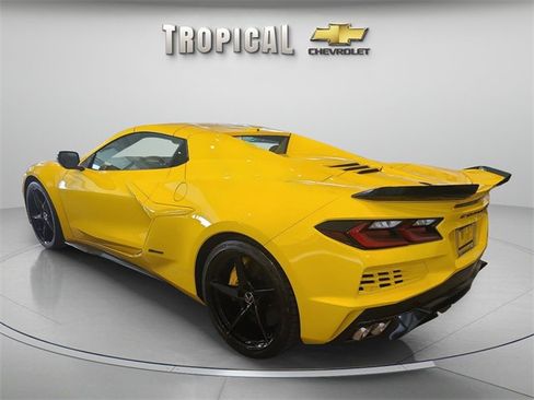 New 2025 Chevrolet Corvette E-Ray w/ ZER Performance Package image 2