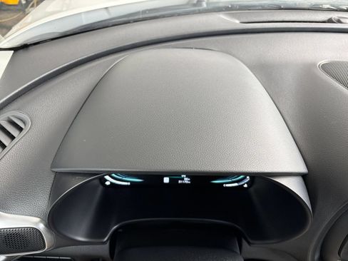 Used 2025 Kia Soul LX w/ LX Technology Package FWD image 34