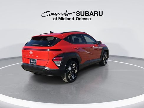 Used 2025 Hyundai Kona SEL FWD image 8