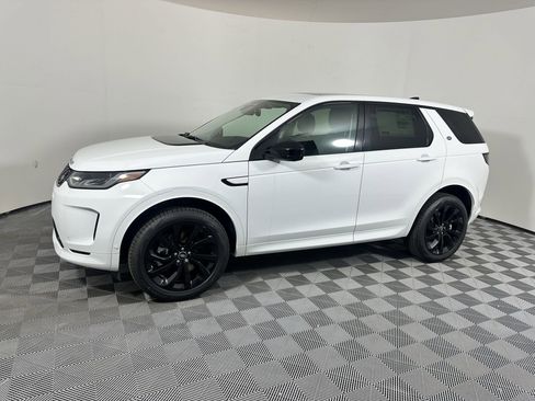 Certified 2025 Land Rover Discovery Sport S image 18