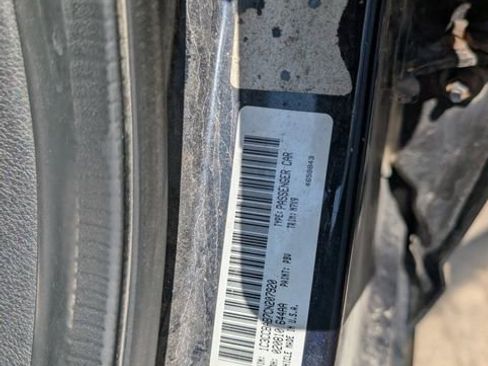 Used 2012 Chrysler 200 LX FWD image 22