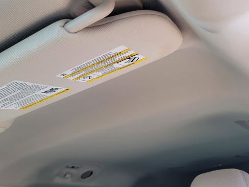 Used 2022 Ford Explorer 4WD image 28