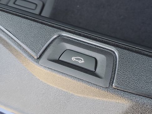 New 2026 BMW X5 xDrive40i w/ M Sport Package image 27