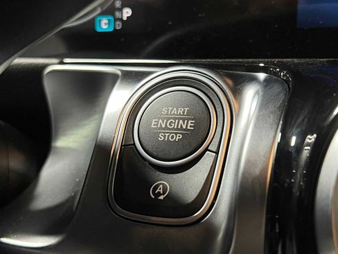 New 2025 Mercedes-Benz GLB 250 4MATIC image 24