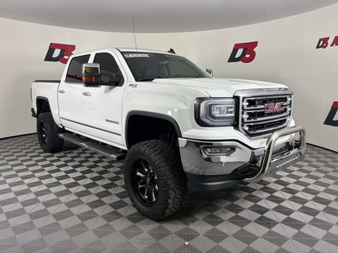 Used 2018 GMC Sierra 1500 SLT AWD/4WD image 10