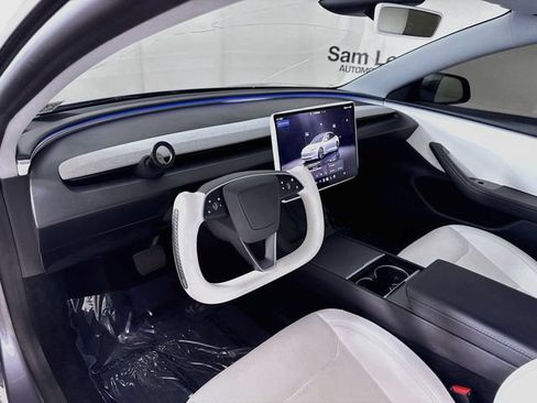 Used 2025 Tesla Model 3 RWD image 10