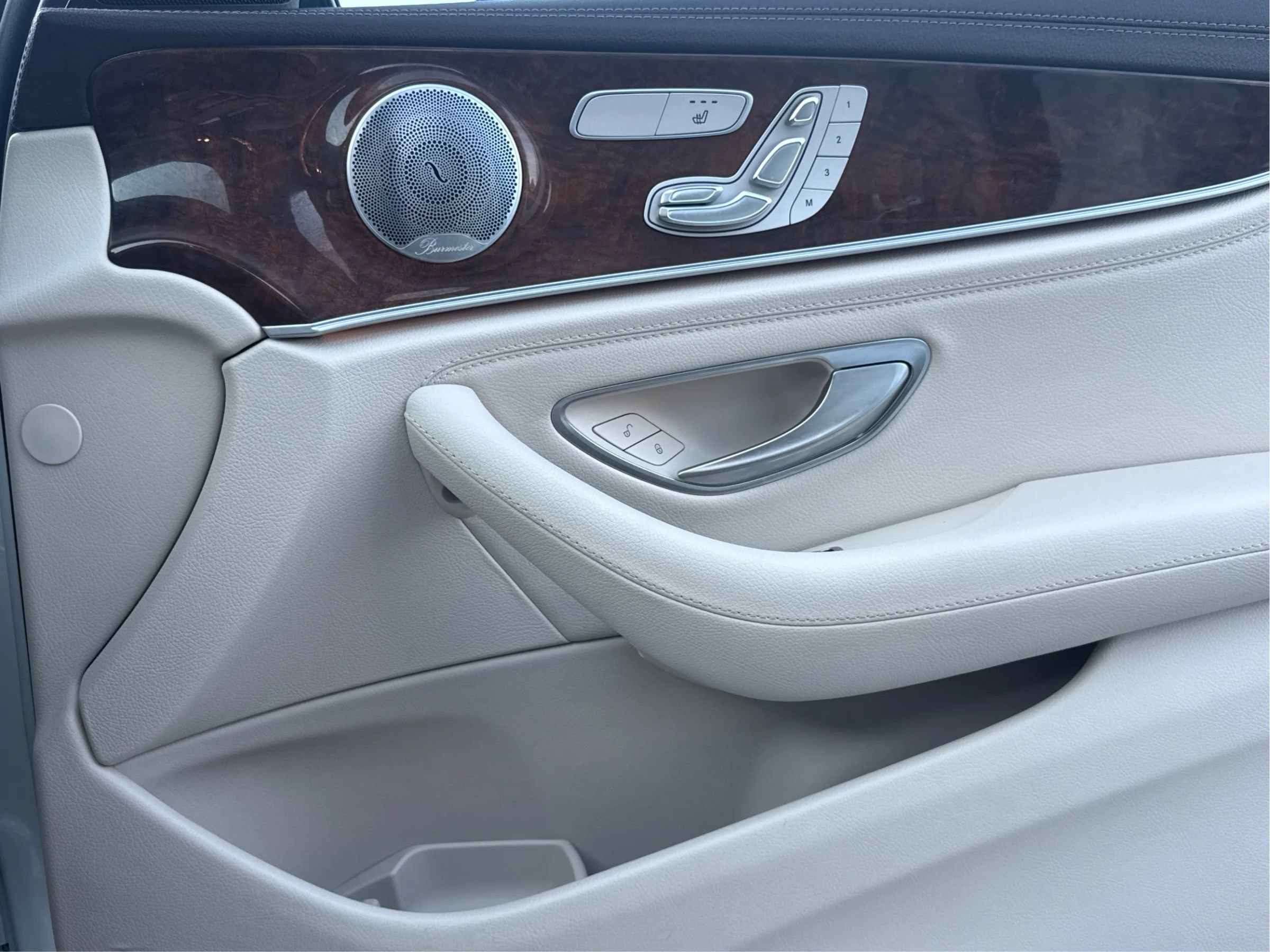 Used 2019 Mercedes-Benz E 450 4MATIC Wagon image 46