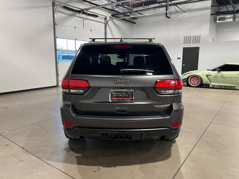 Used 2018 Jeep Grand Cherokee Trailhawk image 4