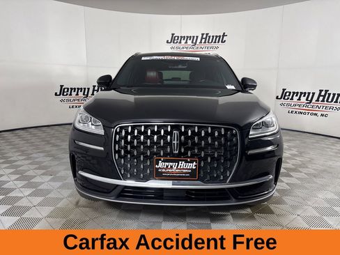 Used 2023 Lincoln Corsair Reserve w/ Equipment Group 201A image 3