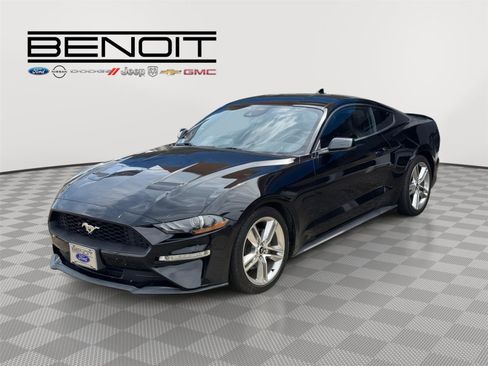 Used 2021 Ford Mustang Premium w/ Equipment Group 201A RWD image 7
