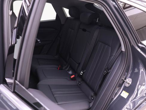 New 2026 Audi Q5 Premium image 12