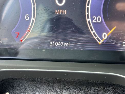 Used 2022 Jeep Grand Cherokee Altitude image 16