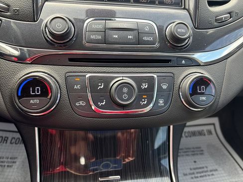 Used 2019 Chevrolet Impala Premier image 13