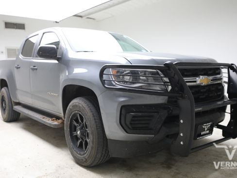 Used 2022 Chevrolet Colorado W/T w/ WT Convenience Package RWD image 6