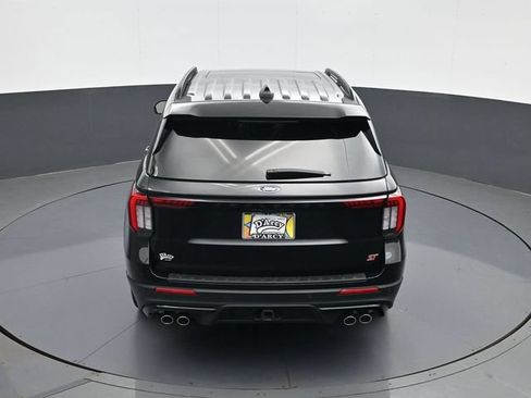 Used 2025 Ford Explorer ST AWD/4WD image 19