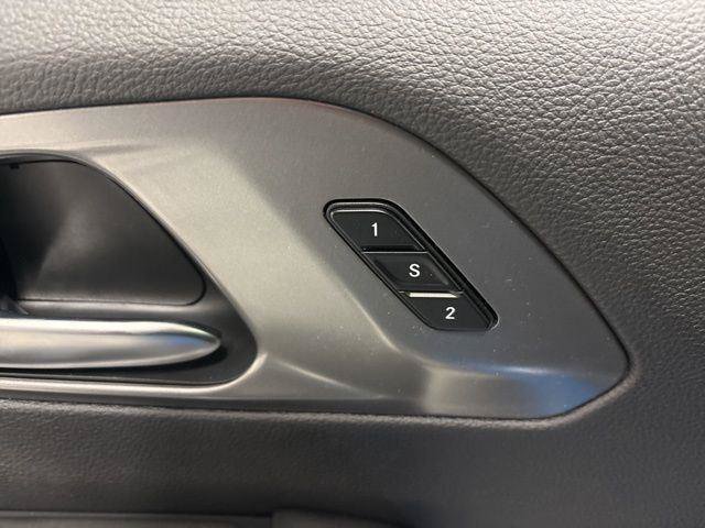 New 2026 Chrysler Pacifica Select w/ S Appearance Package AWD/4WD image 11