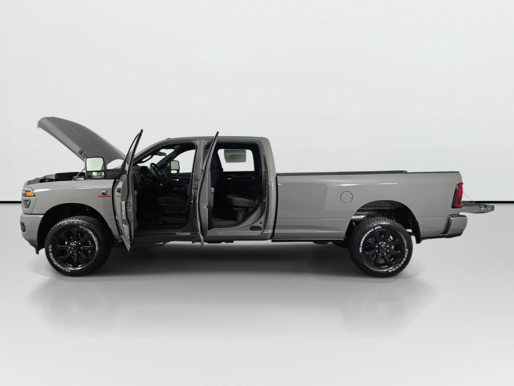 New 2026 RAM 2500 Big Horn AWD/4WD image 11