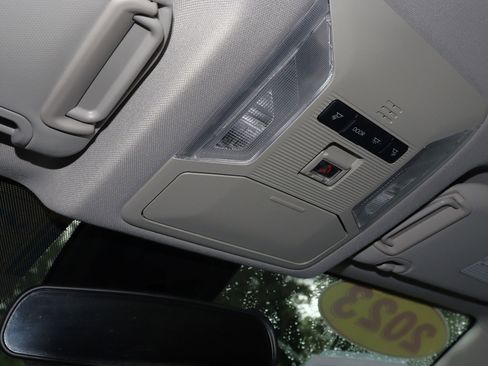 Used 2023 Toyota RAV4 XLE image 32