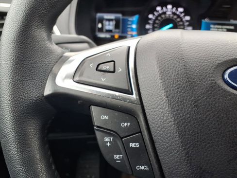 Used 2024 Ford Edge SEL w/ Convenience Package image 23