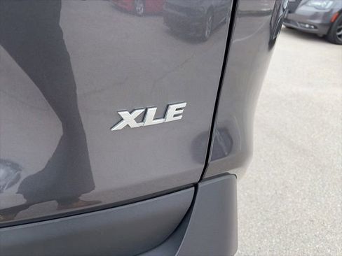 Used 2024 Toyota RAV4 XLE image 33