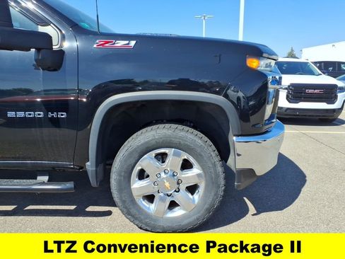 Used 2022 Chevrolet Silverado 2500 LTZ w/ LTZ Convenience Package AWD/4WD image 24