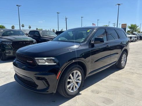 Used 2025 Dodge Durango GT RWD image 3