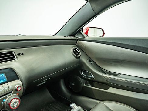 Used 2010 Chevrolet Camaro SS w/ RS Package RWD image 31
