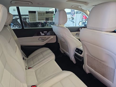 Certified 2022 Mercedes-Benz GLS 450 4MATIC image 13