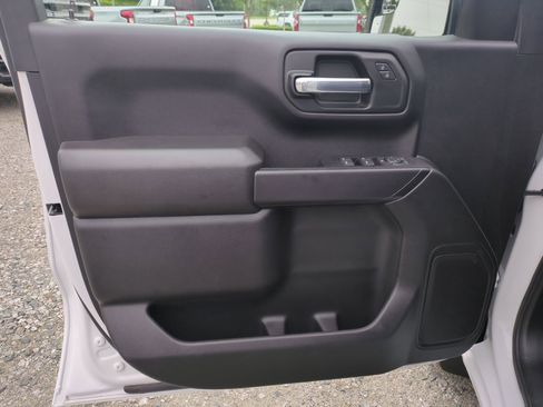 Certified 2025 Chevrolet Silverado 1500 Custom w/ LPO, Dark Essentials Package AWD/4WD image 14