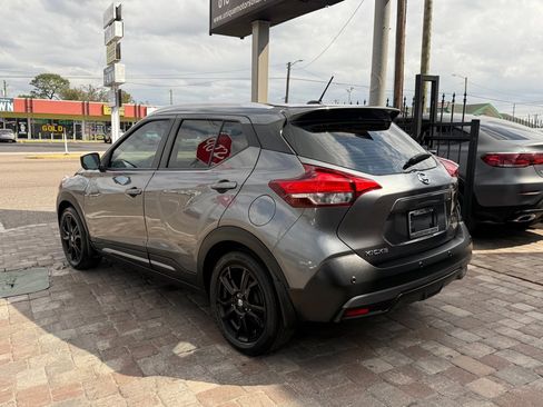 Used 2020 Nissan Kicks SR w/ SR Premium Package image 8