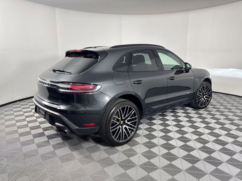 Certified 2026 Porsche Macan image 9