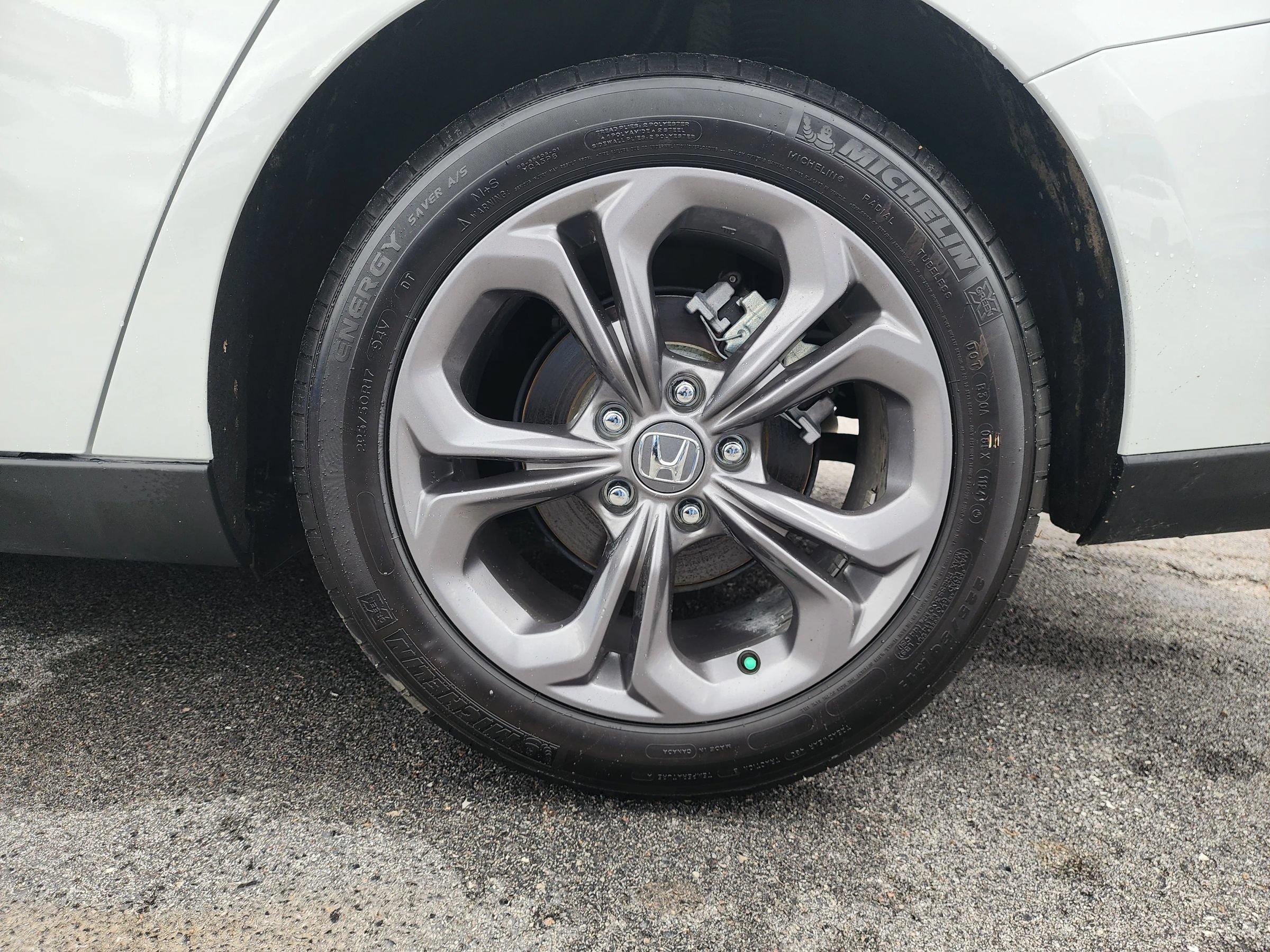 Used 2024 Honda Accord EX image 19