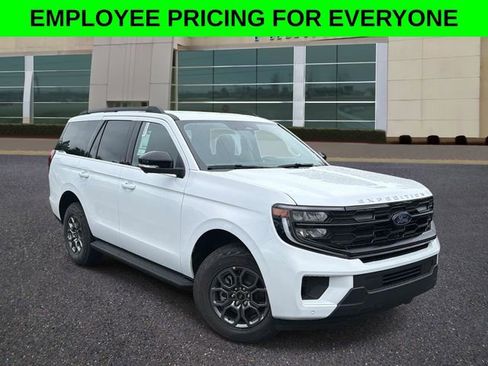 New 2026 Ford Expedition Active RWD image 1
