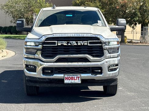 New 2026 RAM 2500 Big Horn AWD/4WD image 8