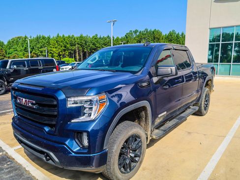 Used 2021 GMC Sierra 1500 Elevation w/ X31 Off-Road Package AWD/4WD image 2