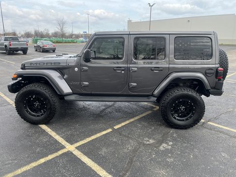 Used 2019 Jeep Wrangler Unlimited Sahara w/ Quick Order Package 24M Moab image 3
