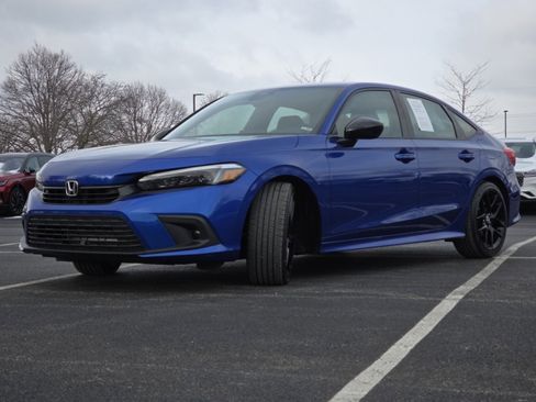 Certified 2024 Honda Civic Sport image 13