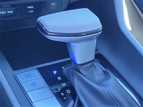 New 2025 Hyundai Elantra SE image 14