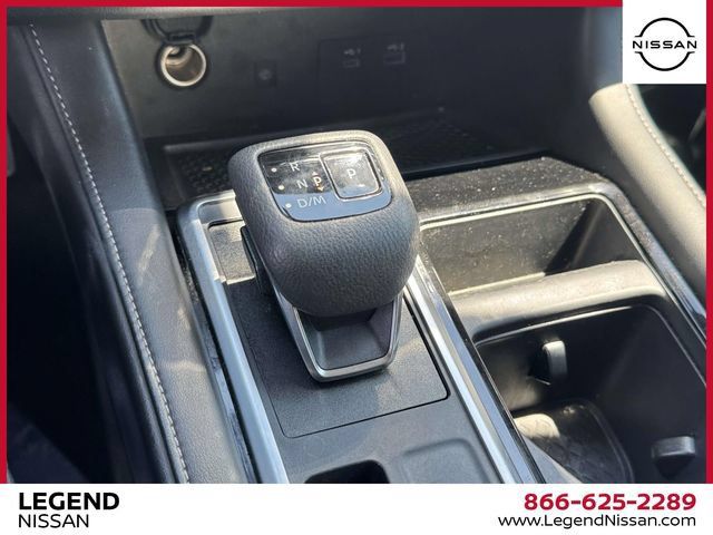 Used 2024 Nissan Pathfinder SL AWD/4WD image 31
