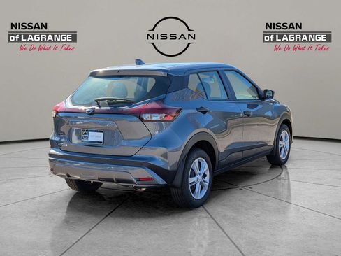 New 2025 Nissan Kicks Play S image 5