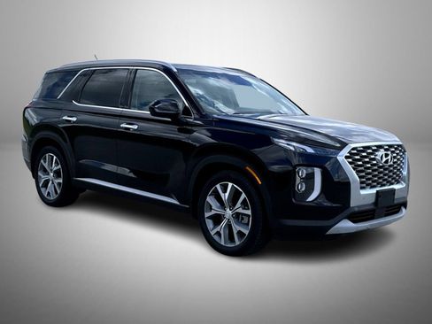 Used 2020 Hyundai Palisade SEL w/ Premium Package AWD/4WD image 3