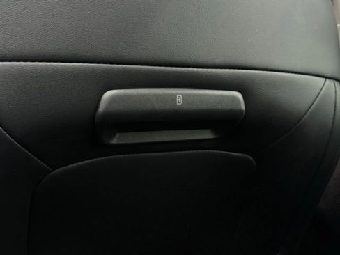 Used 2025 Ford Expedition Max Platinum image 35