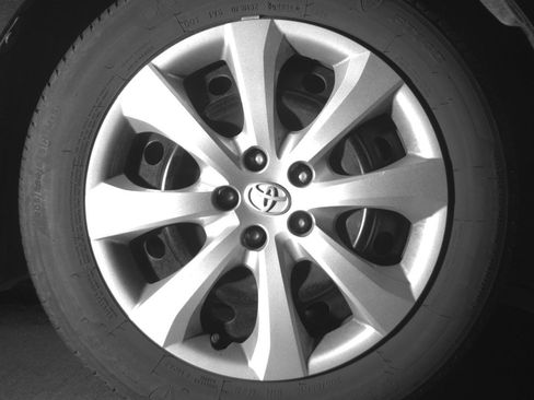 Used 2025 Toyota Corolla LE image 13