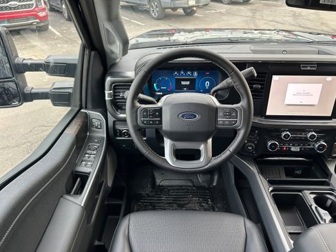 New 2026 Ford F550 4x4 Crew Cab image 26