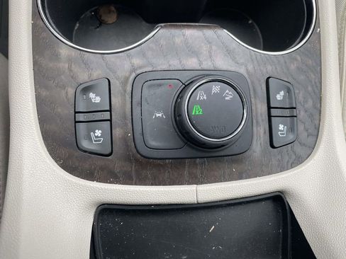 Used 2021 GMC Acadia Denali image 42