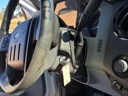 Used 2016 Ford F350 XL w/ Power Equipment Group image 34